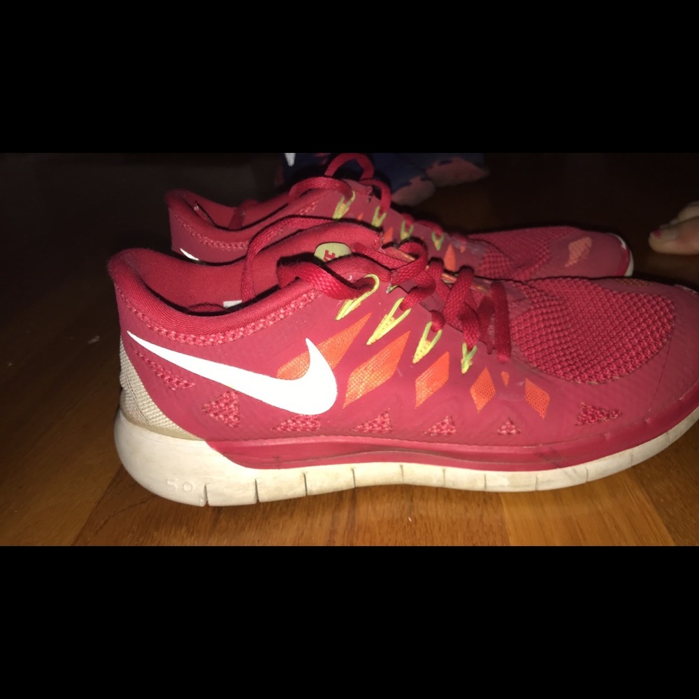 Red nike free runs :)